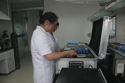 潛江公共檢驗檢測中心全力保障“一會一節”期間畜牧漁業飼料銷售安全